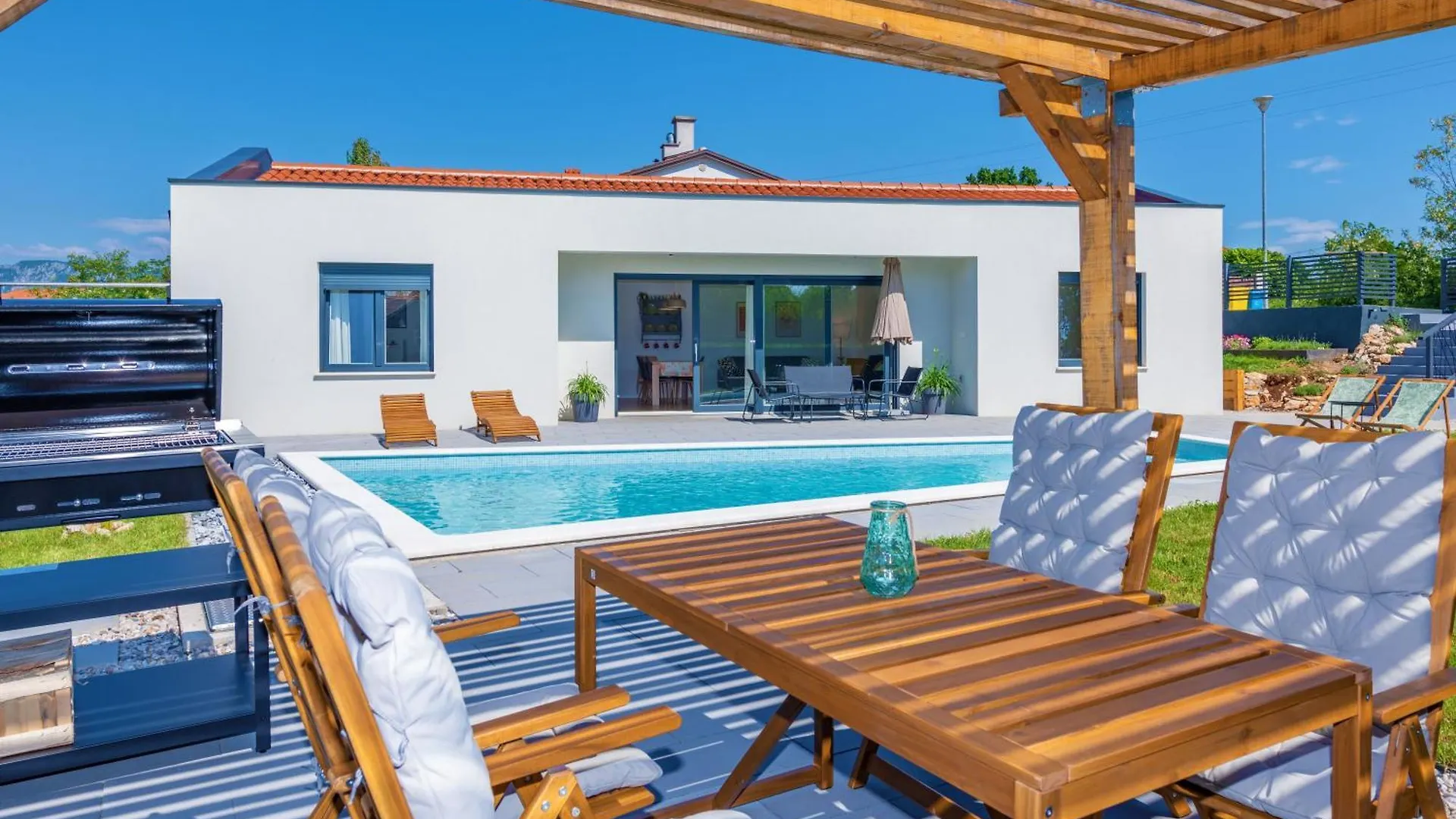 Holiday home Villa The Pool House, A Lush Modern Villa With A Pool Nedescina Croatia