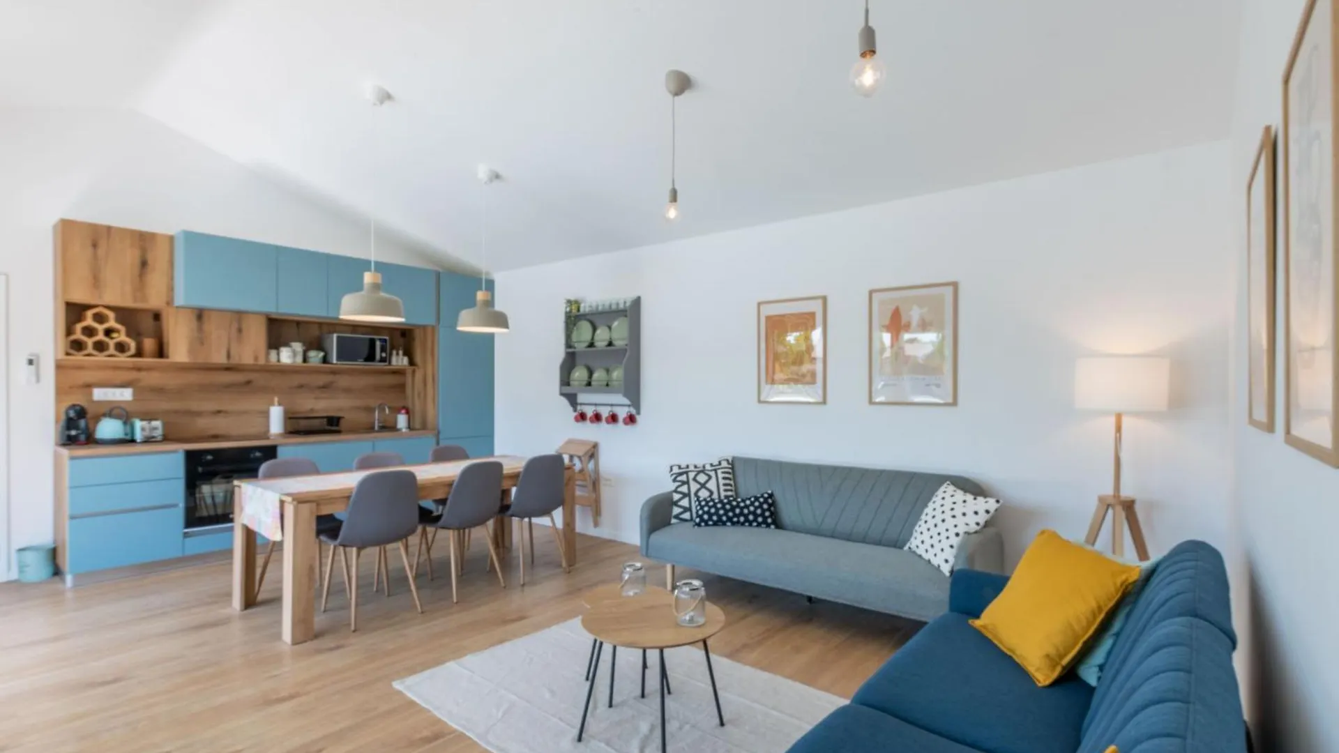 Villa The Pool House, A Lush Modern Villa With A Pool Nedescina Holiday home